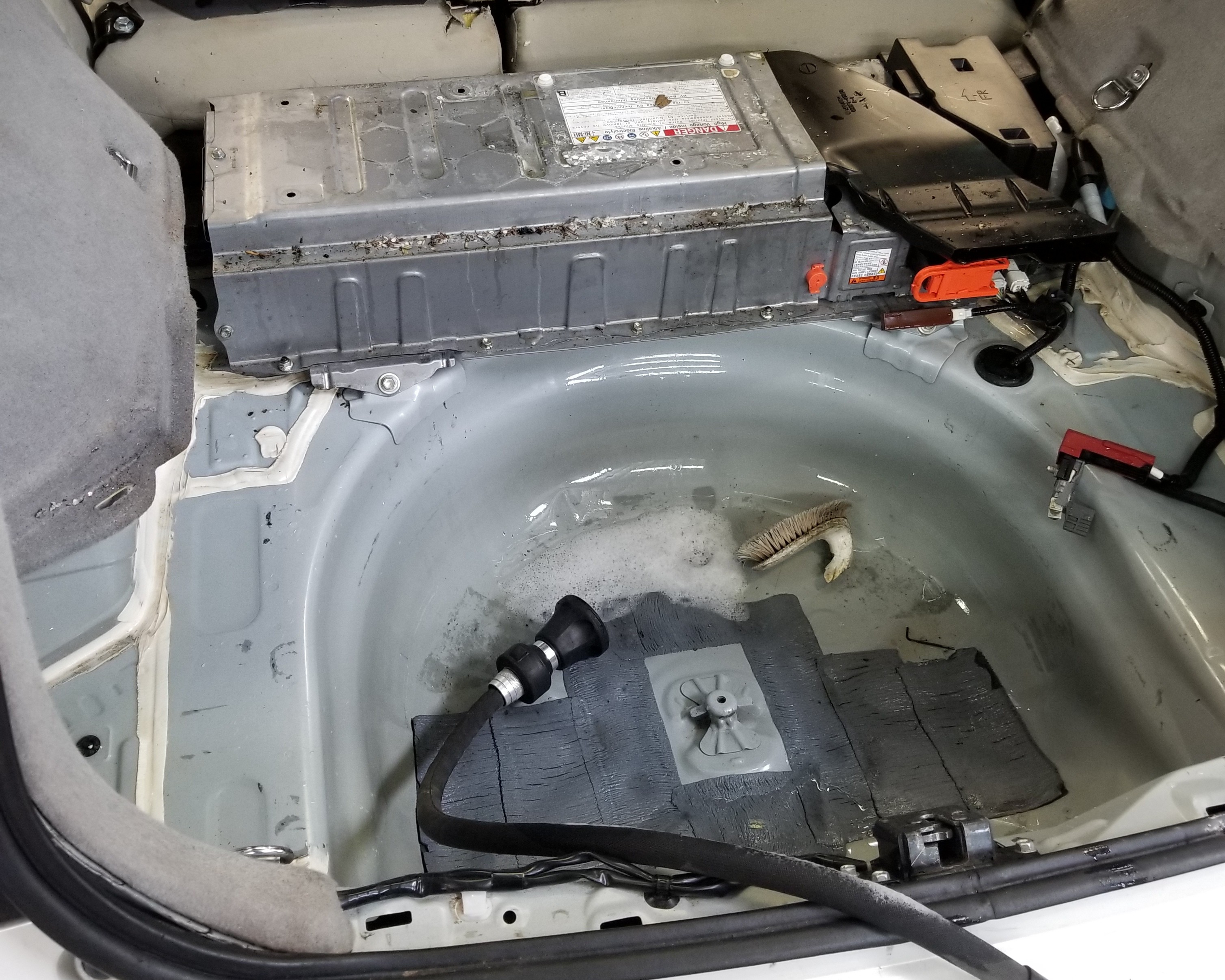 Prius high voltage battery covered with mouse droppings