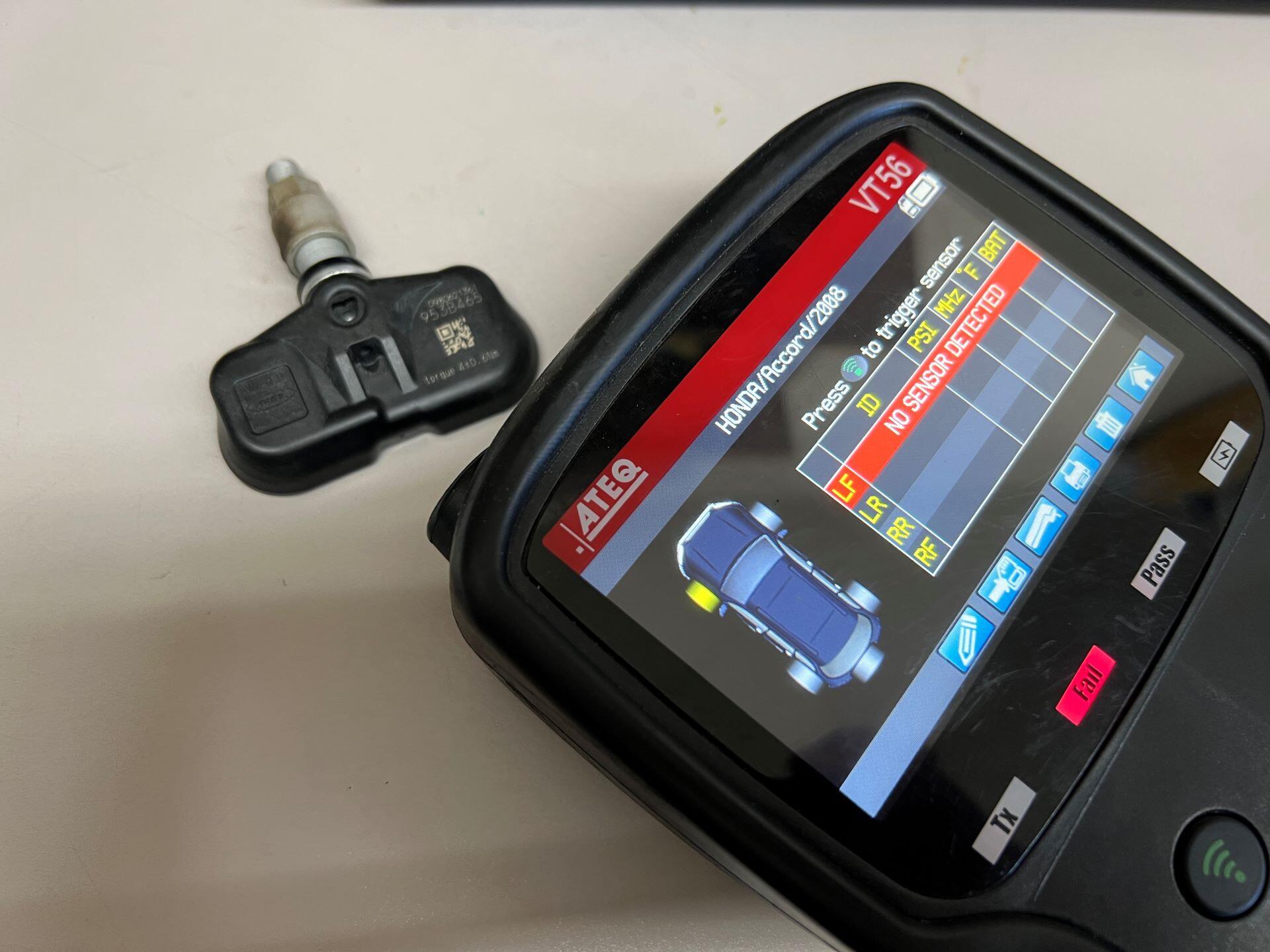 No TPMS sensor detected displayed on a TPMS tool screen.